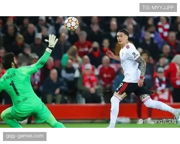 努涅斯与哈兰德:效率与冲击型中锋的差距解析 努涅斯与哈兰德:效率与冲击型中锋的差距解析