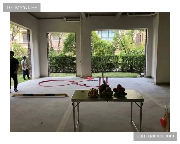 菲利克斯买了啥新车？感觉他家车库比我家楼还大啊！